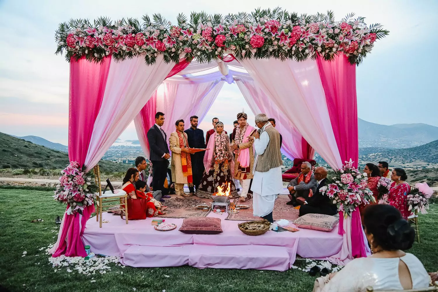Why You Need A Destination Wedding Planner For Your Dream Wedding