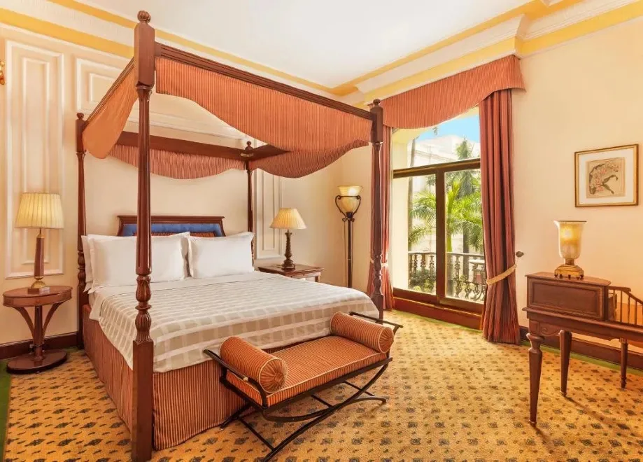 the-oberoi-grand-kolkata-hotel-5