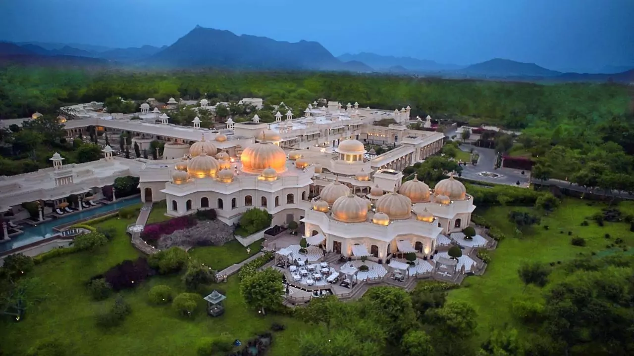 the-oberoi-udaivilas-udaipur-3