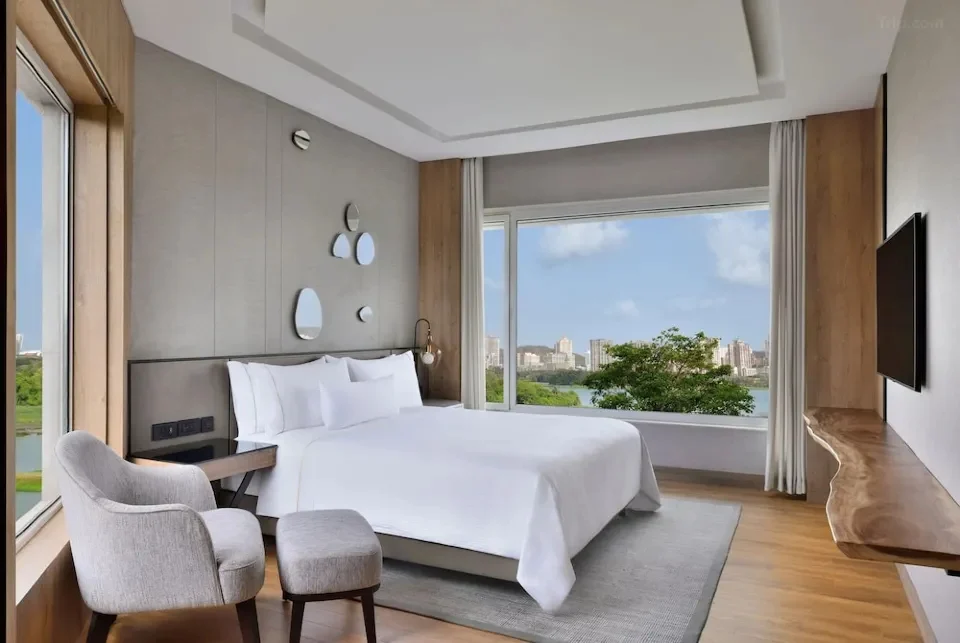 the-westin-mumbai-powai-lake-5