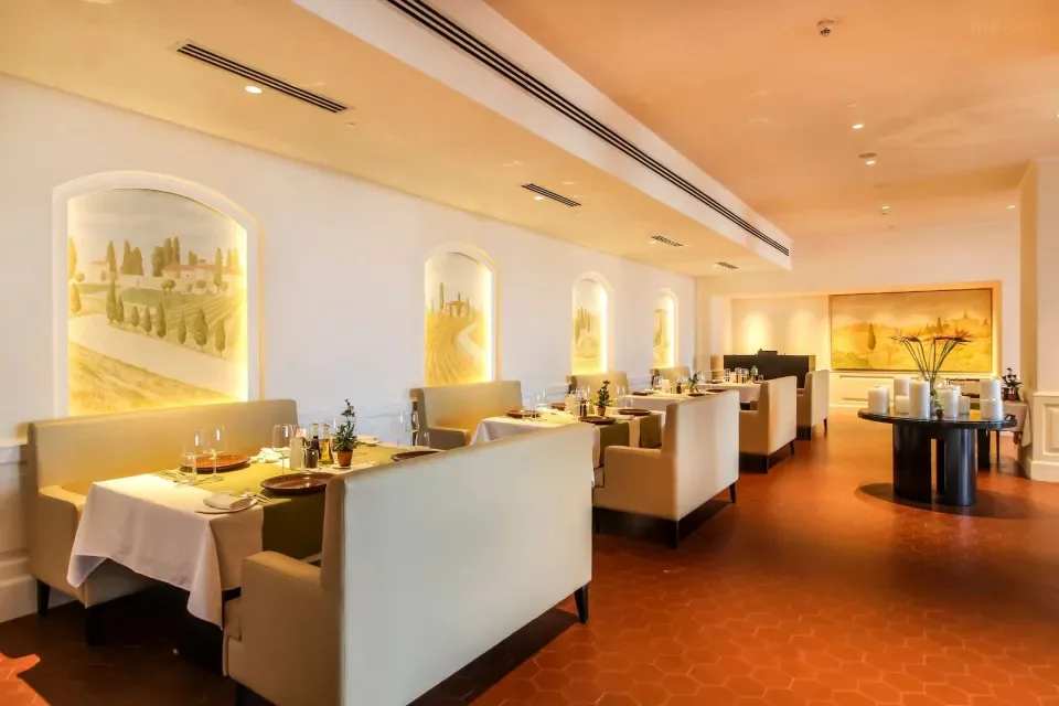 trident-hotel-1