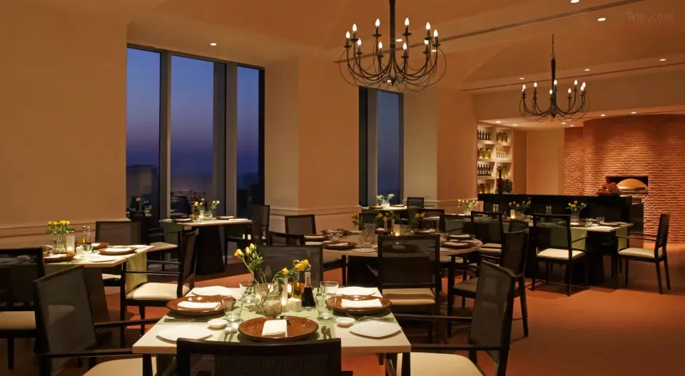 trident-hotel-2