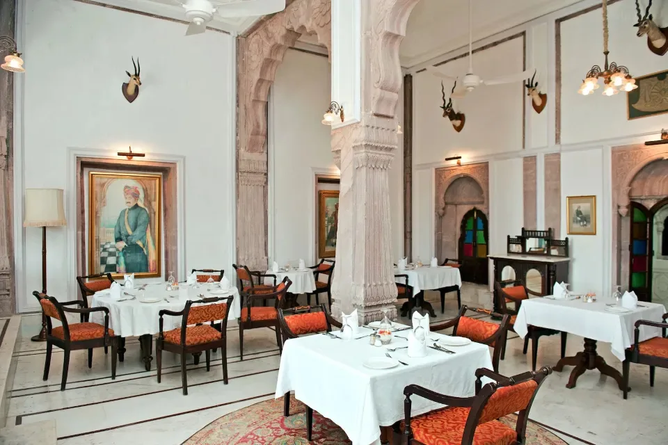 welcomheritage-bal-samand-lake-palace-3
